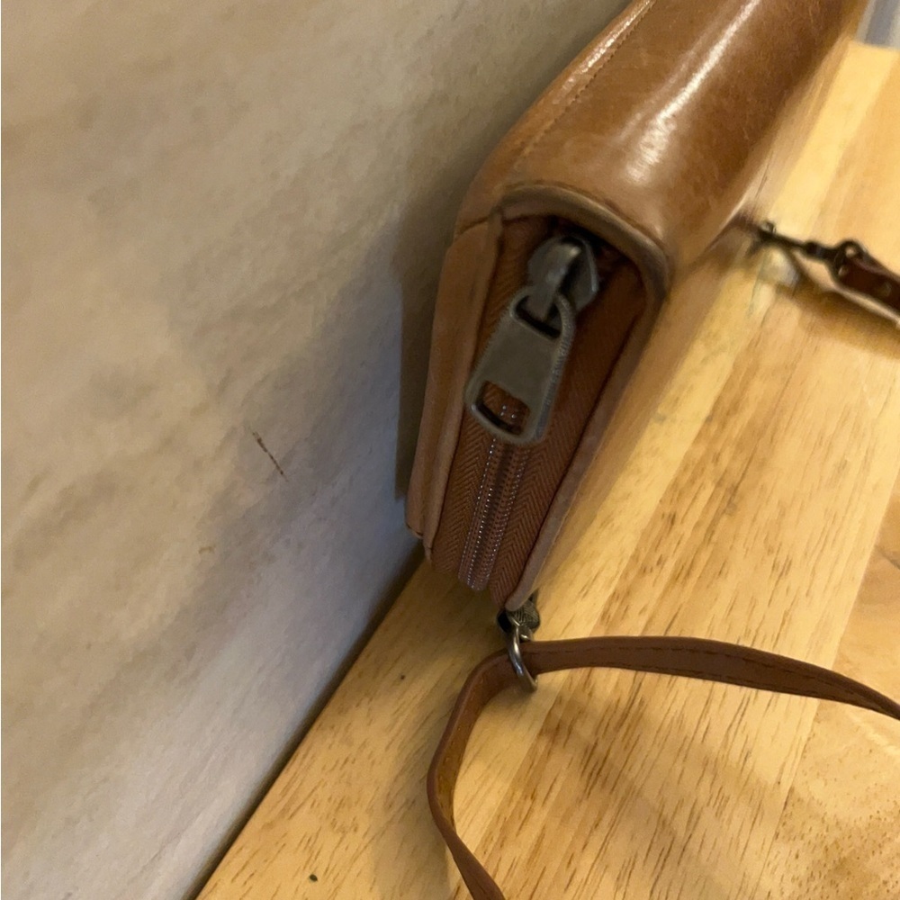 The Sak Brown Leather Crossbody Bag - Picture 7 of 13